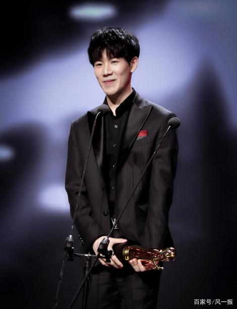 大事件即将来临！ Yike Ivern 击败了 Kanavi 和 Caliste ，KC 横扫了 Top Esports 。