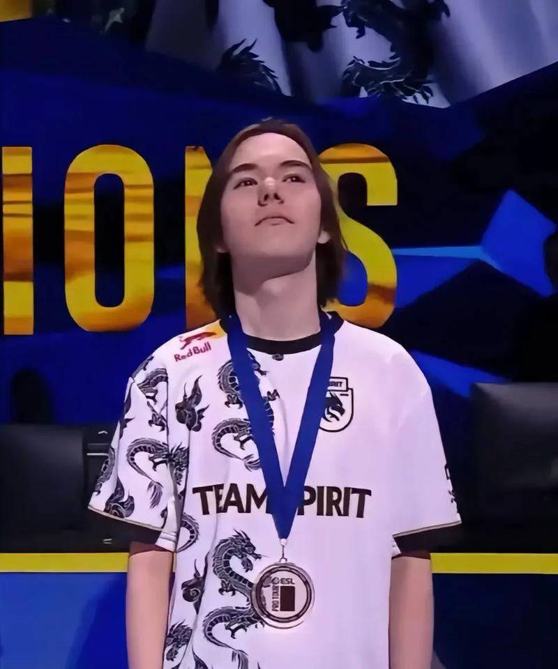 GEN监督Score：（击败DK）证明了GEN也是可以争冠的队伍