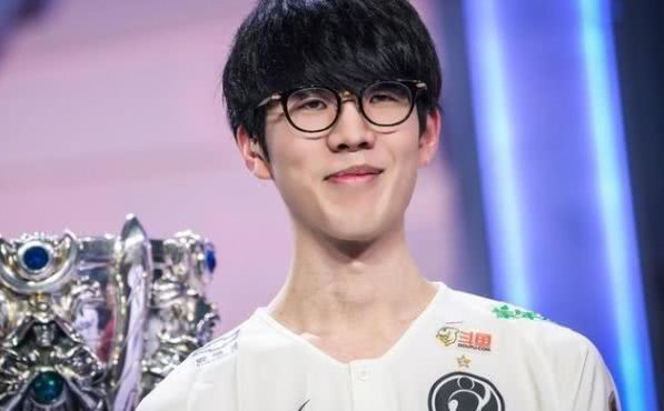 据印度亚洲国际新闻通讯社（ANI）报道，印度政府已正式承认电子竞技为“综合体育赛事”的一部分