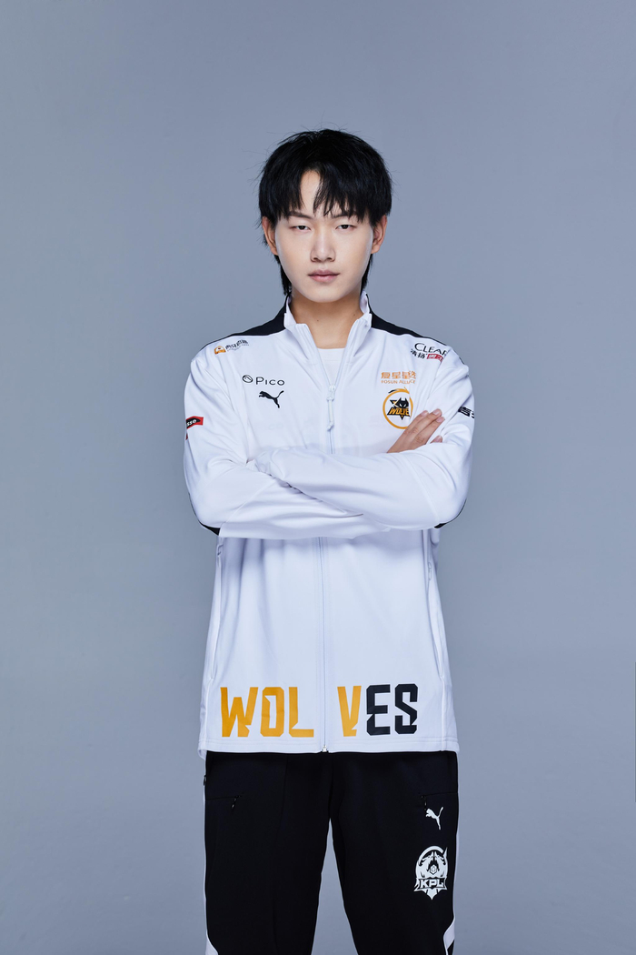 【战报】2021KPL春季赛常规赛第二轮W2D1，重庆QGhappy 3-1 上海EDG.M